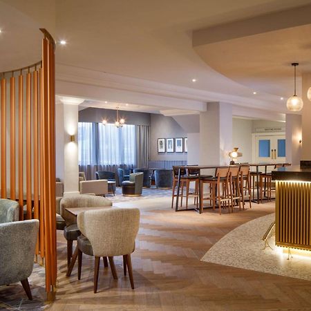 Hotel Doubletree By Hilton London Elstree à Borehamwood Extérieur photo