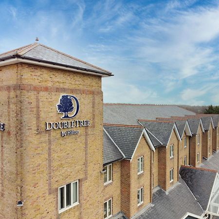Hotel Doubletree By Hilton London Elstree à Borehamwood Extérieur photo